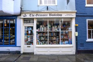 5 UK cities that are lit-erary the best for bookworms