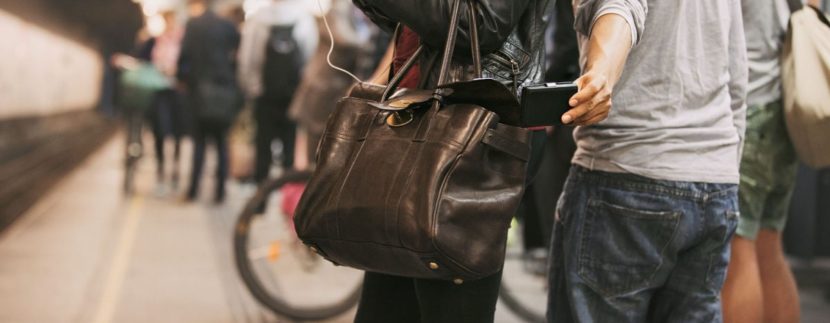 Top 5 Ways To Avoid Being Pickpocketed In Busy Travel Crowds This Summer