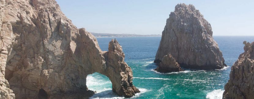 5 Reasons Why Los Cabos Is America's New Favorite Sunny Destination